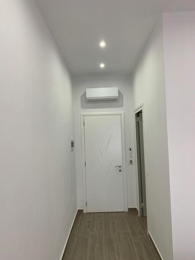 Hotel Restaurant Deso Shijak 외부 사진